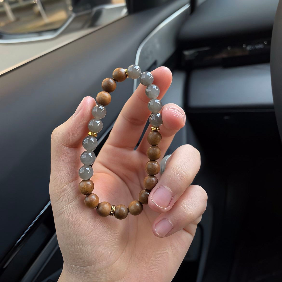 Balance – Grey Agate & Sandalwood Bracelet