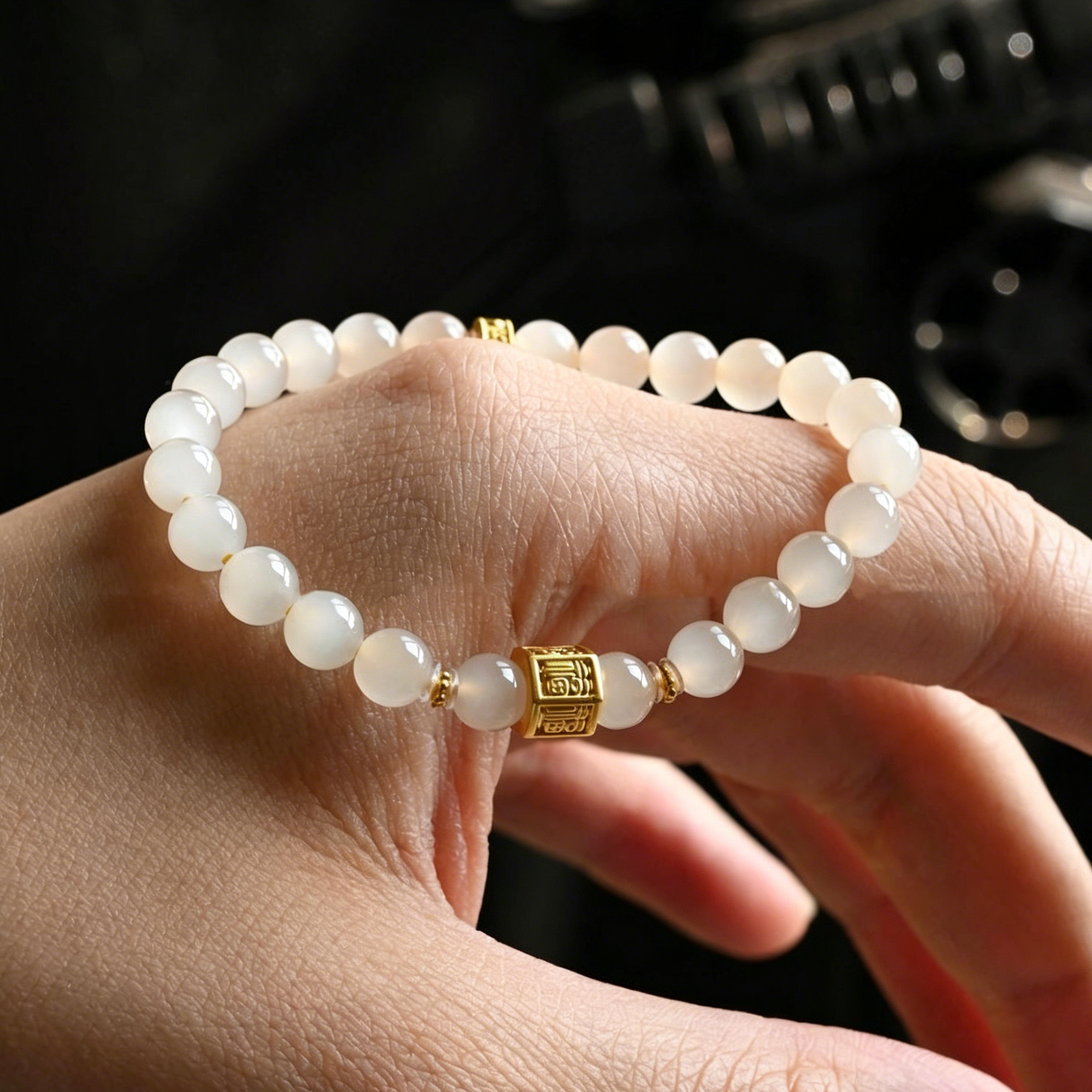 「Golden Fortune」Clear Chalcedony Bracelet