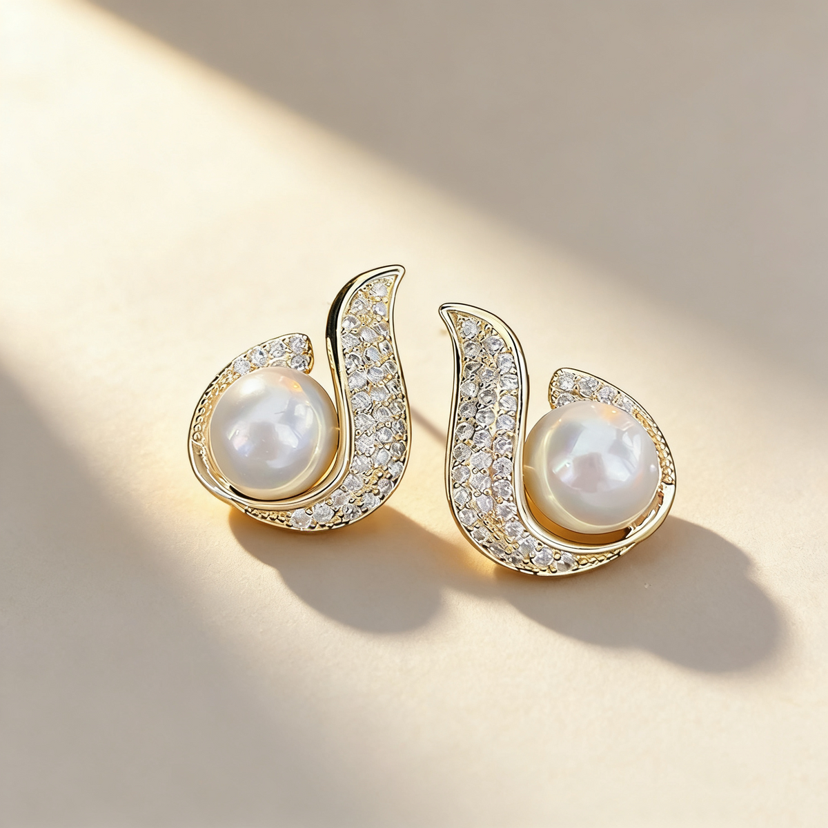 Flame Pearl Earrings