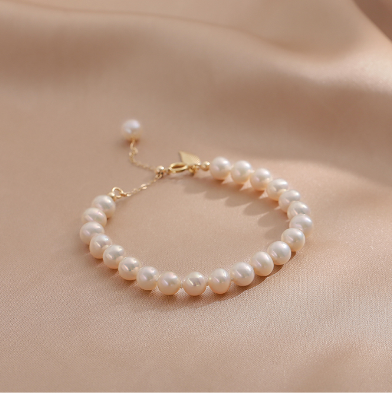 Gold Leaf?Pearl Bracelet