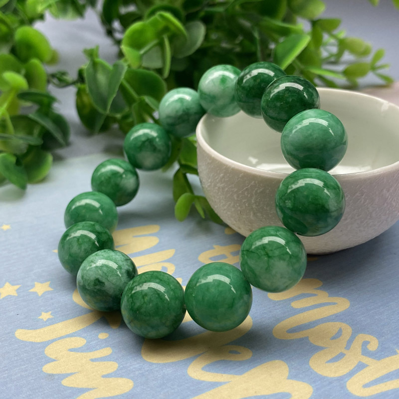 Dry green ? Quartzite Jade bracelet