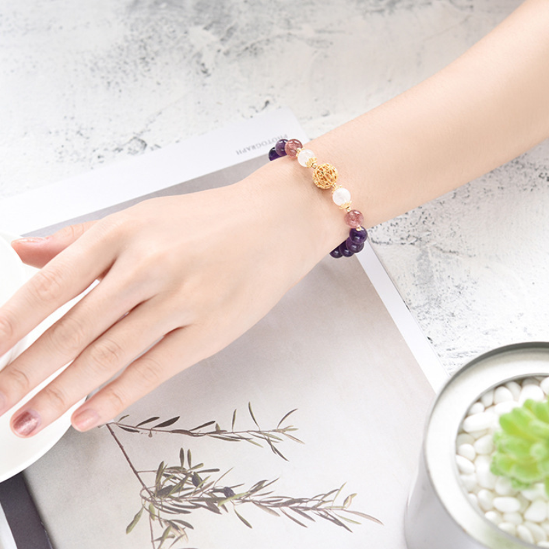 Charm ? crystal bracelet