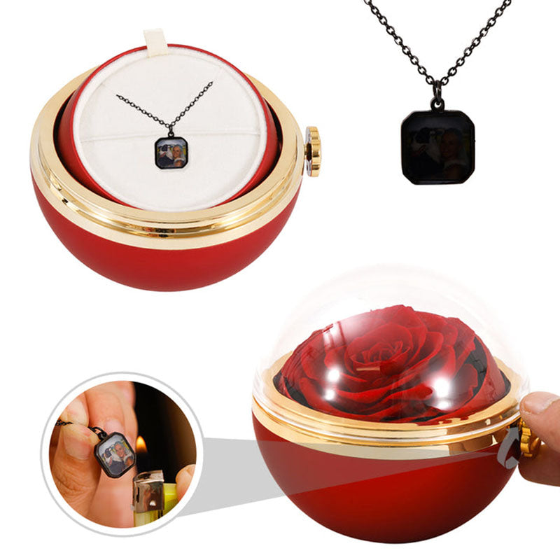 Necklace with personalized photo and rose