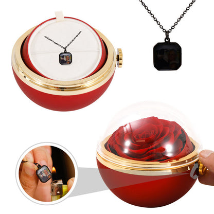 Necklace with personalized photo and rose