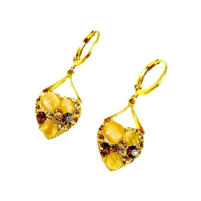 Natural cat's eye heart earrings