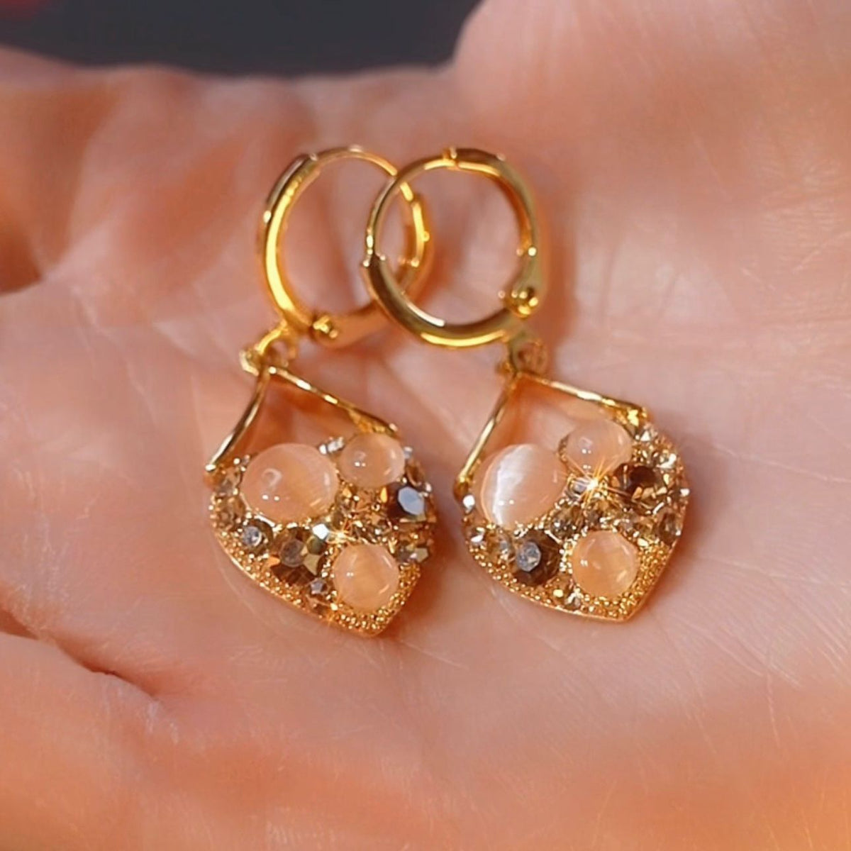Natural cat's eye heart earrings