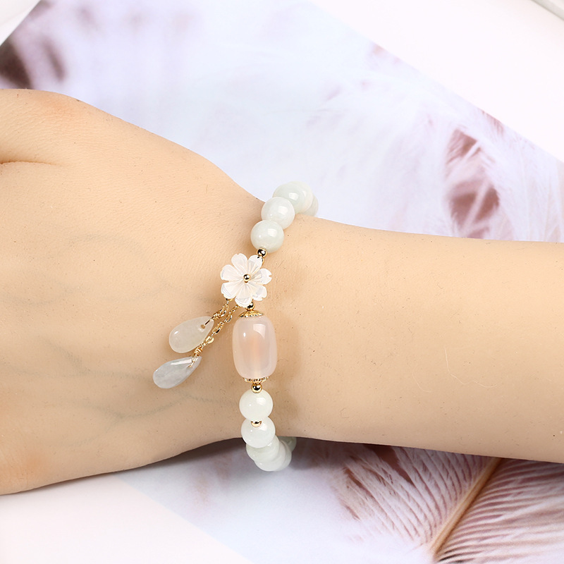 「Blossom Serenity」Natural Jade Beaded Bracelet