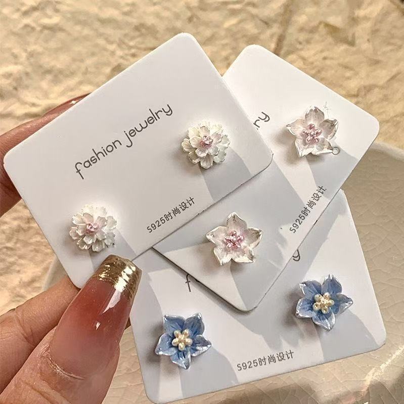 Youth - Camellia Earrings