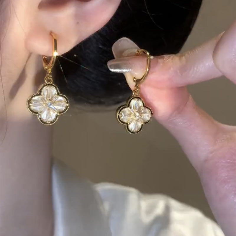 lucky four leaf clover earrings