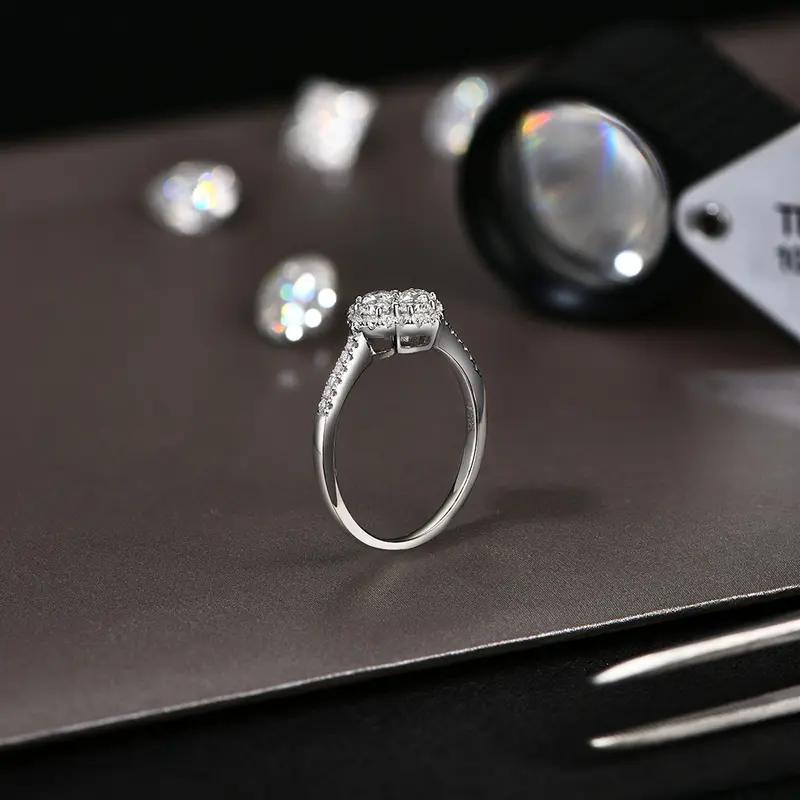 1.3-Carat Moissanite Four-Leaf Clover Ring