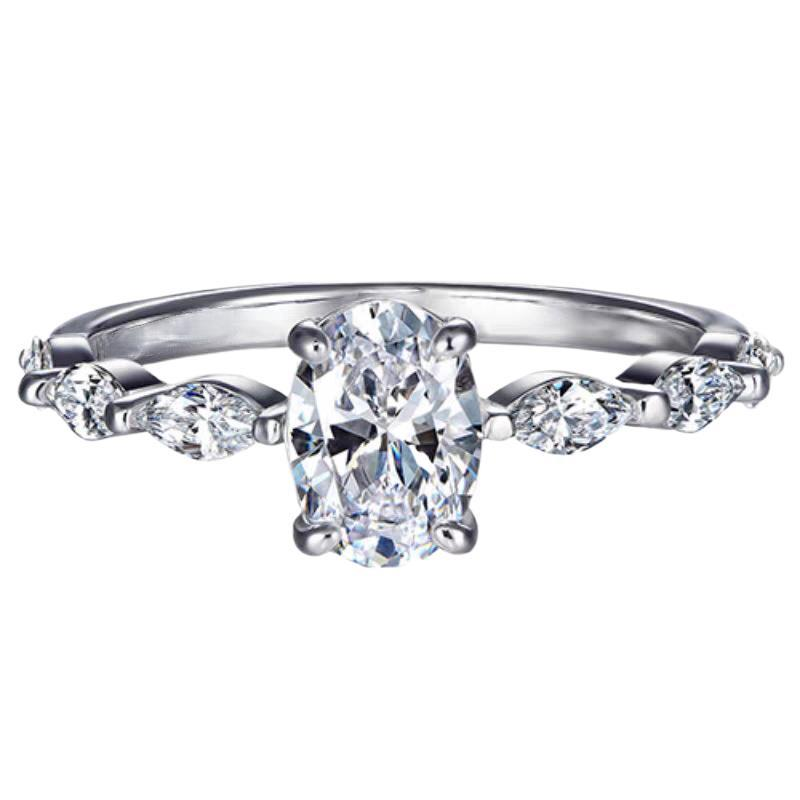 Oval-cut emerald ring